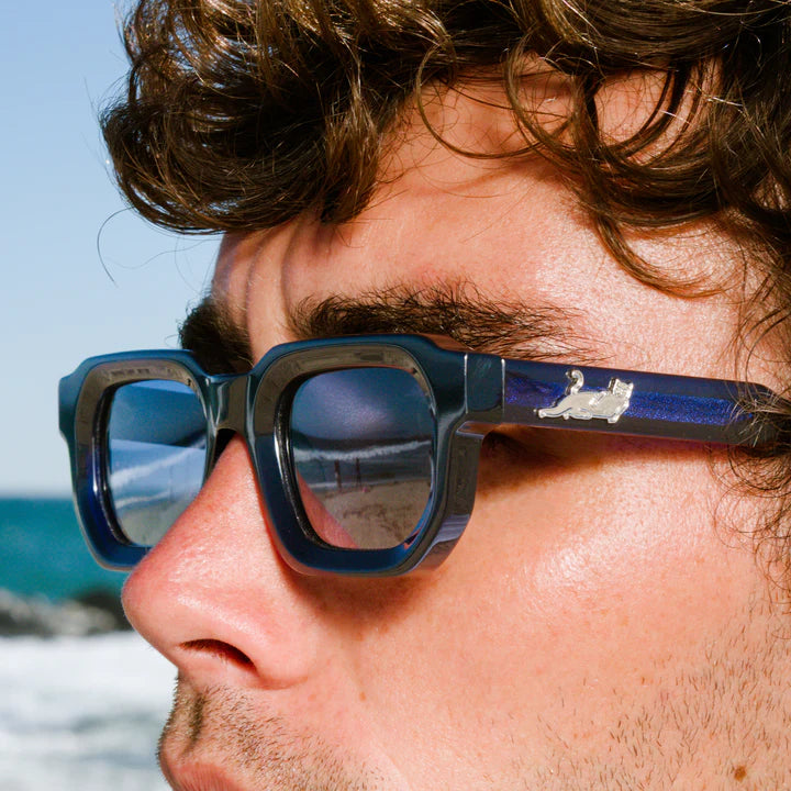 Castanza Sunglasses (Navy / Light Blue)