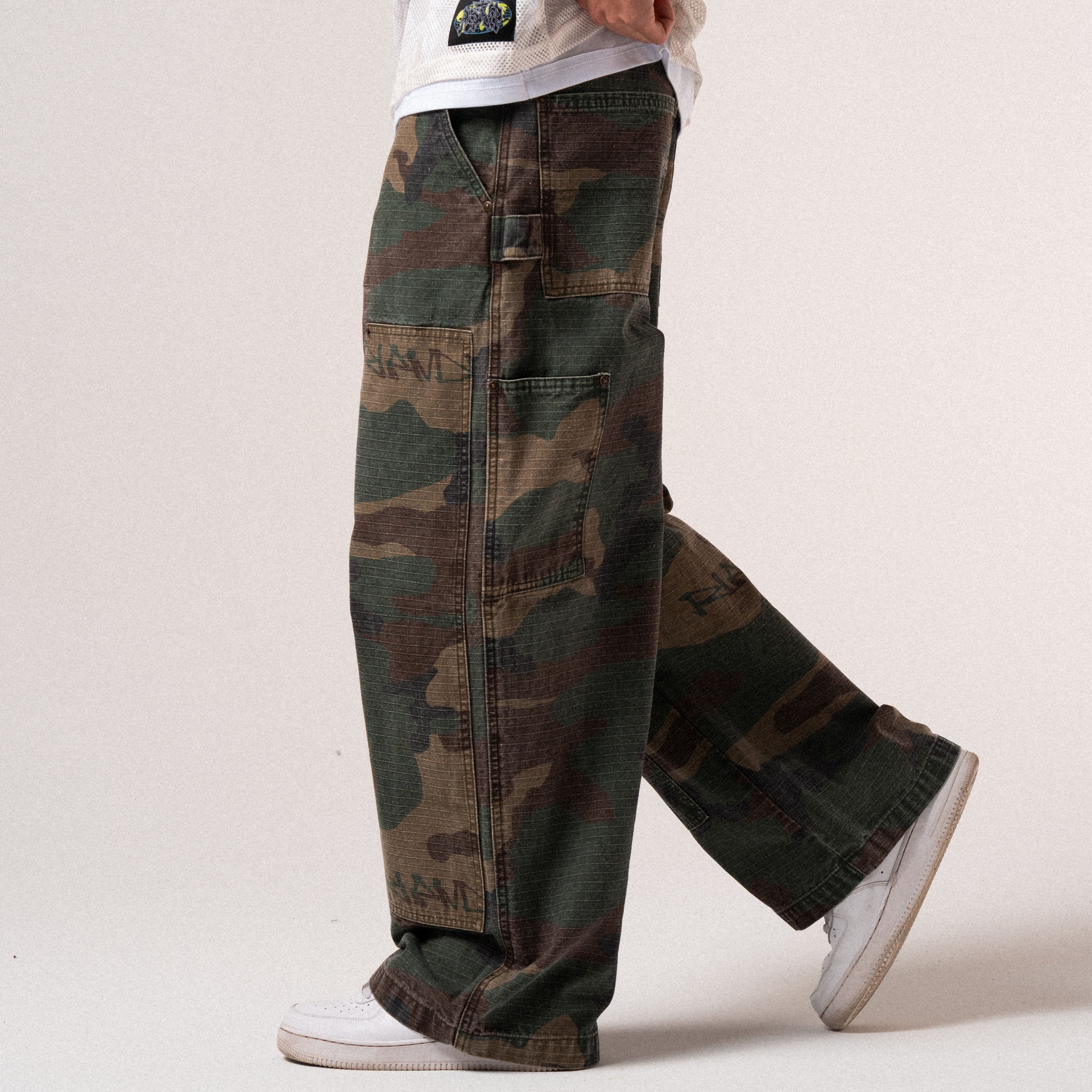 RIPNDIP Claws Camo Extra Wide Fit Carpenter Pants (Multi)