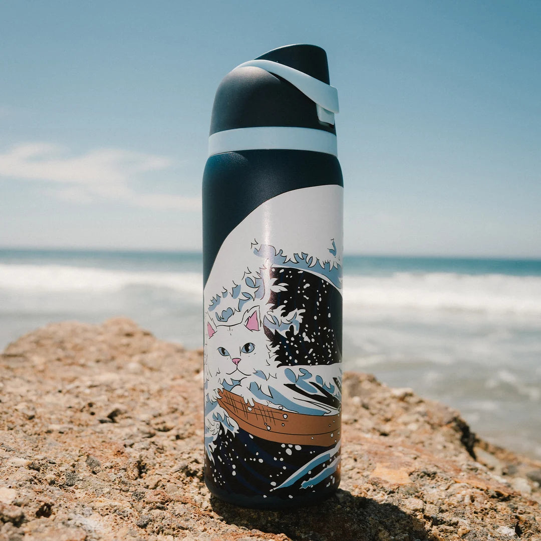 Great Wave Of Nerm Water Bottle (Navy)